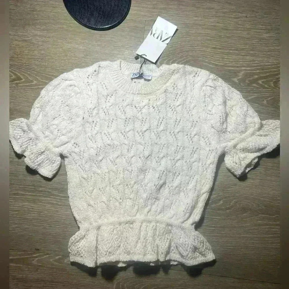 🔥🔥Zara knit top - Picture 3 of 4